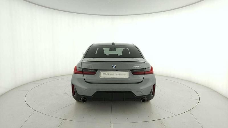Usata BMW 320 M Sport 190 CV (139 kW) 2025 Grigio Berlina