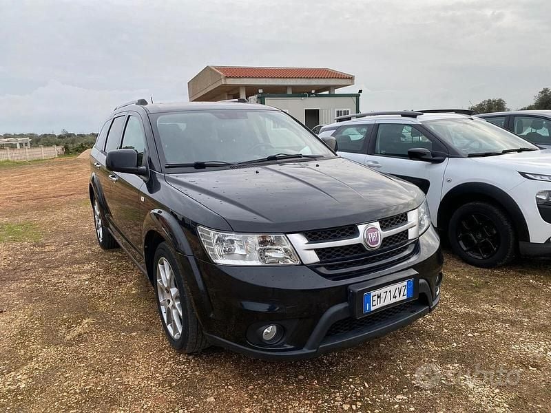 Usata Fiat Freemont Lounge 140 CV (102 kW) 2012 Nero SUV