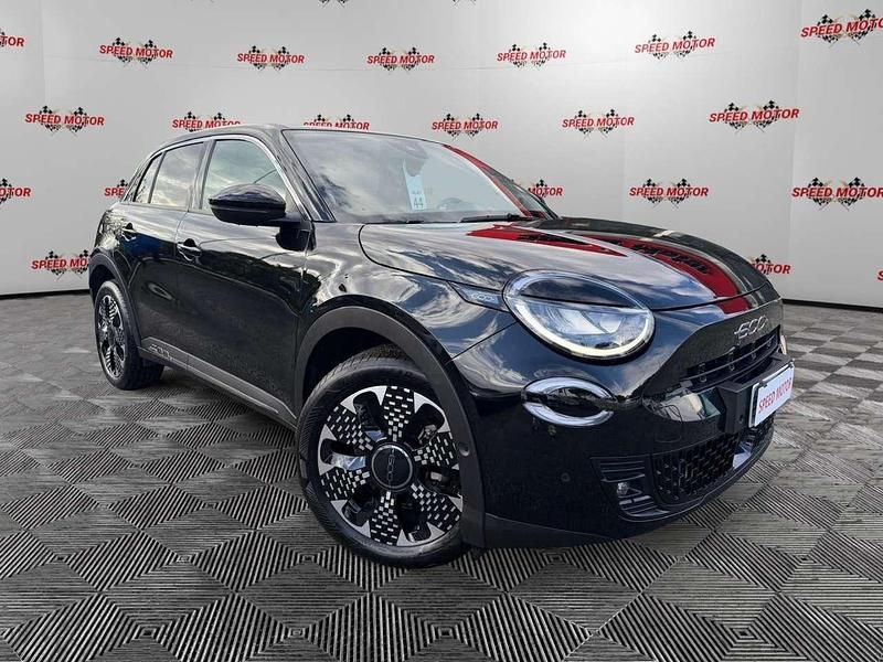 Usata Fiat 600 101 CV (74 kW) 2024 Nero SUV