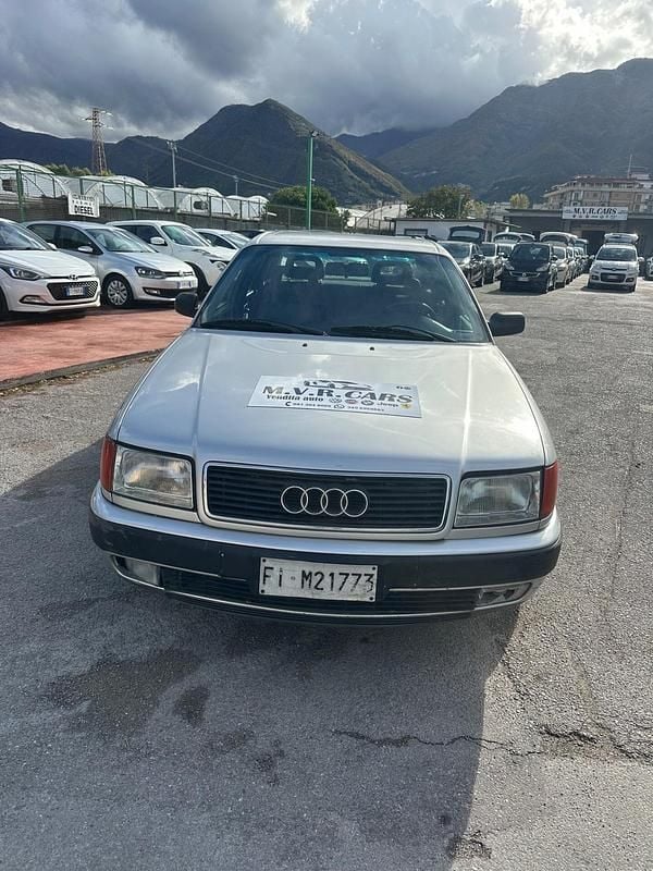 Usata Audi 100 116 CV (85 kW) 1992 Grigio Berlina