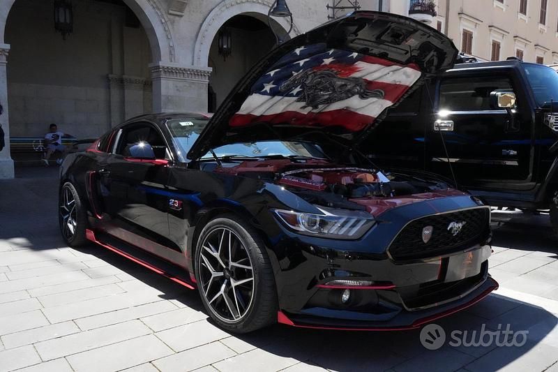 Usata Ford Mustang 317 CV (233 kW) 2016 Nero Coupé