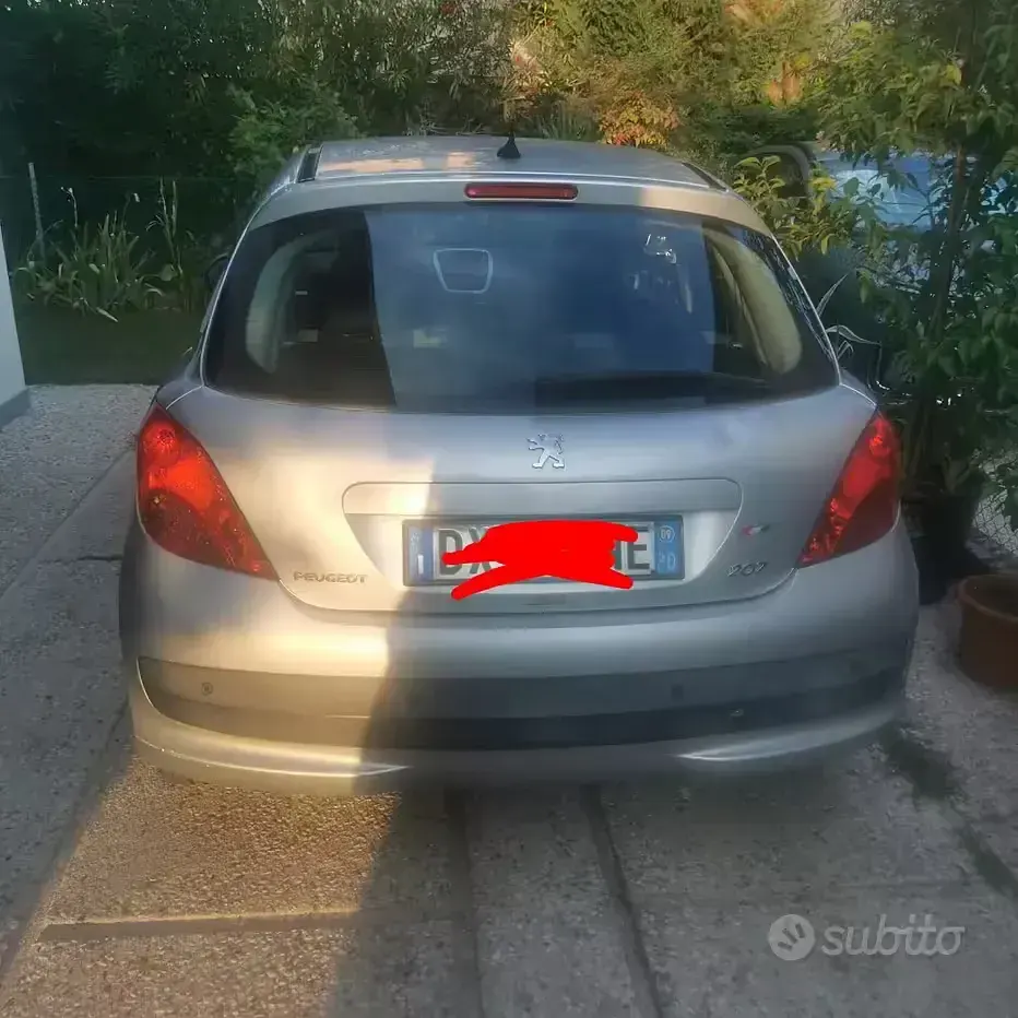 Usata Peugeot 207 73 CV (53 kW) 2009 Grigio Utilitaria