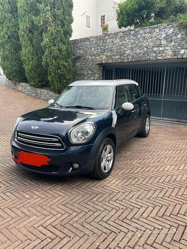 Usata Mini Cooper D Countryman Business 111 CV (81 kW) 2016 Blu/azzurro SUV