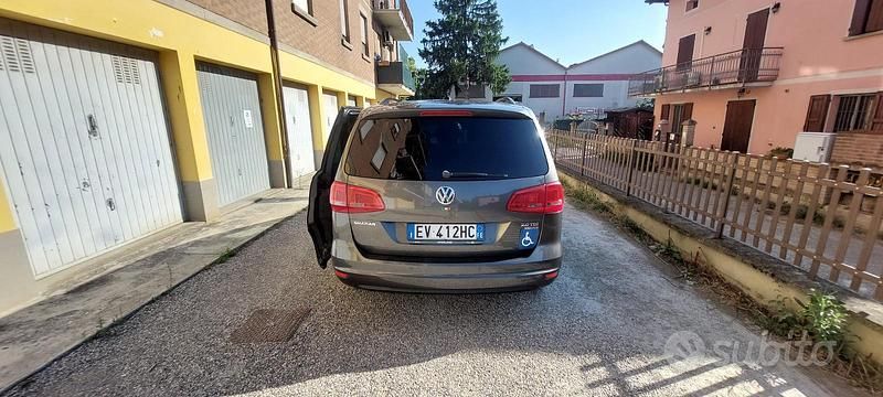 Usata VW Sharan 140 CV (102 kW) 2014 Grigio Monovolume