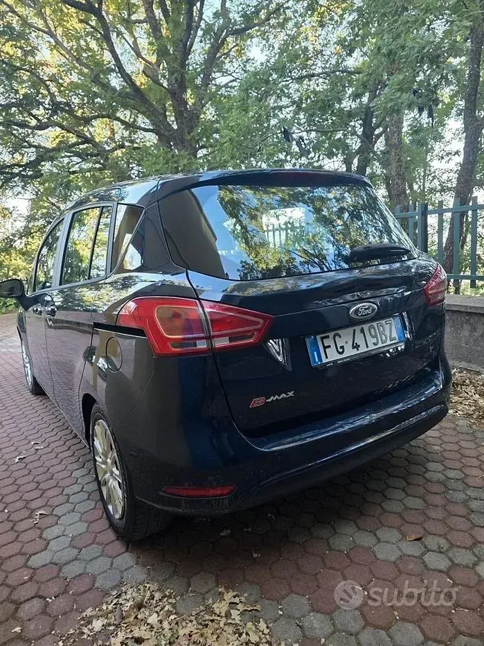 Usata Ford B-MAX Titanium 87 CV (63 kW) 2016 Bluazzurro Monovolume