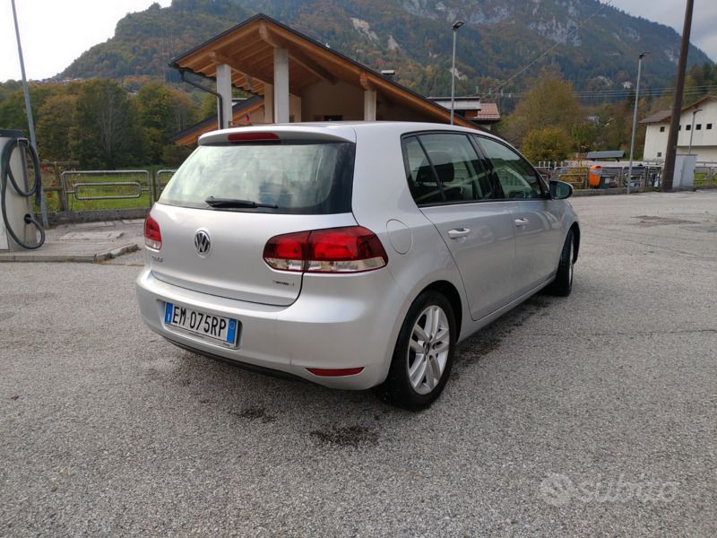 Usata VW Golf VII 102 CV (75 kW) 2012 Utilitaria