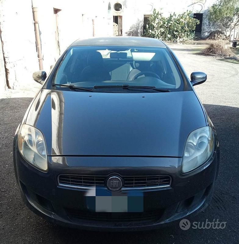 Usata Fiat Bravo 105 CV (77 kW) 2008 Marrone Utilitaria
