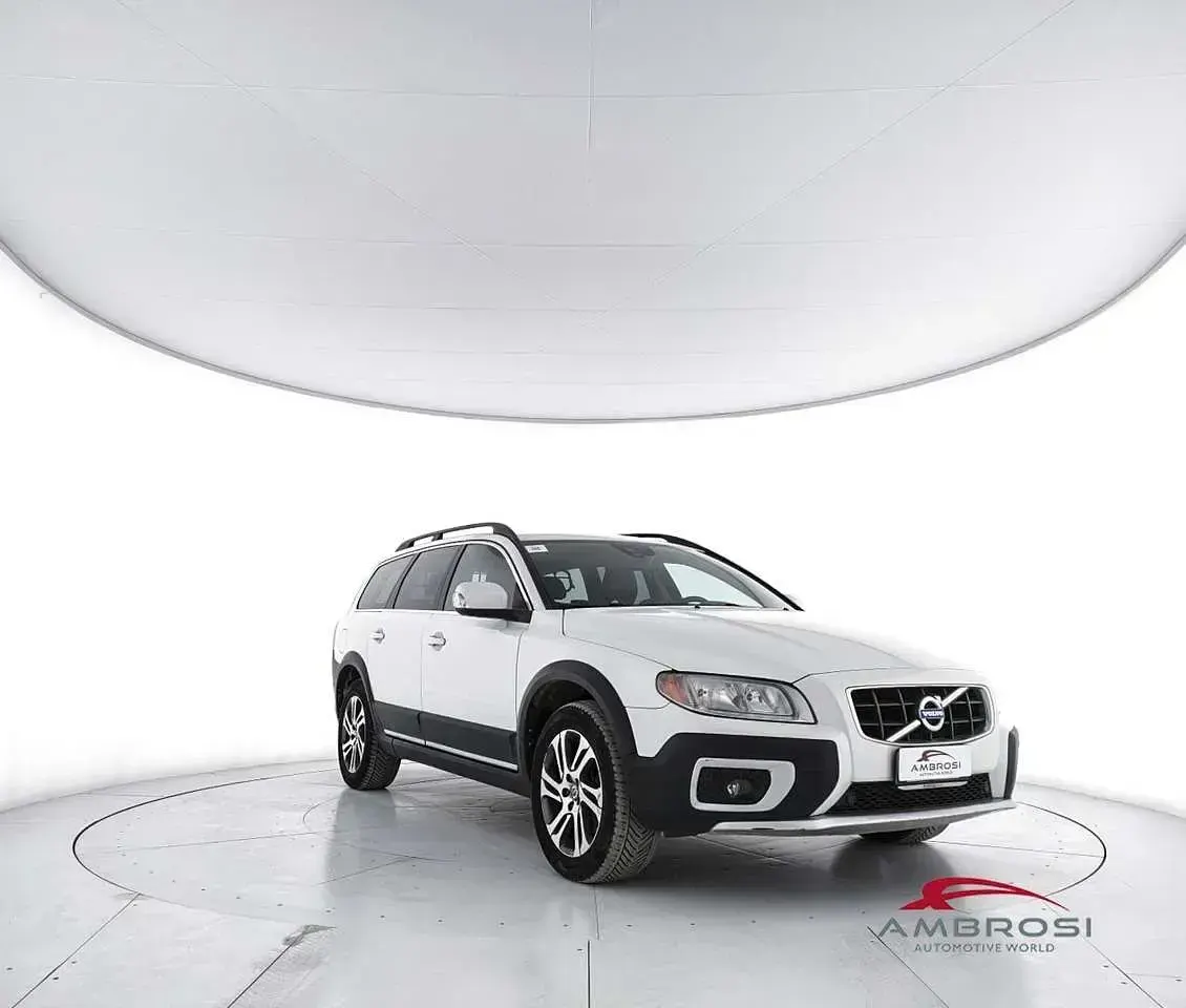 Usata Volvo XC70 Summum 163 CV (119 kW) 2012 Bianco Station wagon