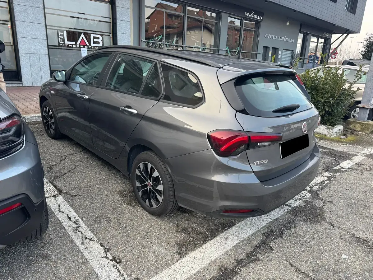 Usata Fiat Tipo 95 CV (69 kW) 2022 Gray Station wagon
