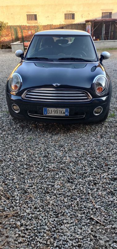 Usata 2007 Mini Cooper Coupé Coupé | 4900 € (Cara) - Immagine 1/4