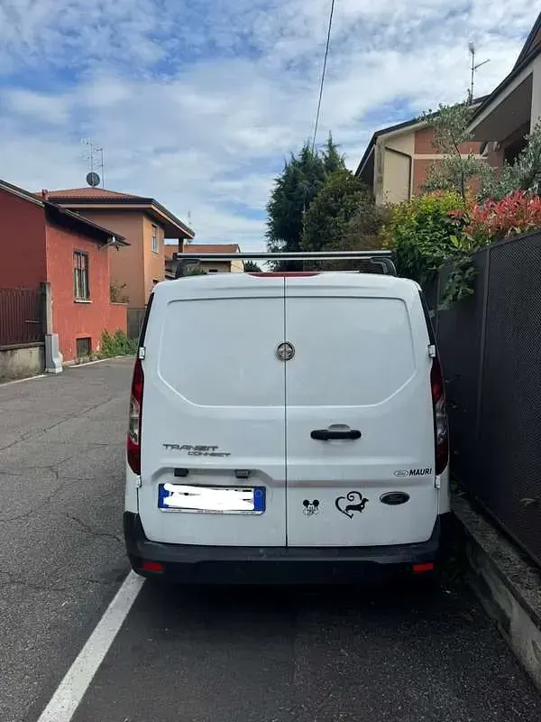 Usata Ford Tourneo 101 CV (74 kW) 2019 Bianco Furgone