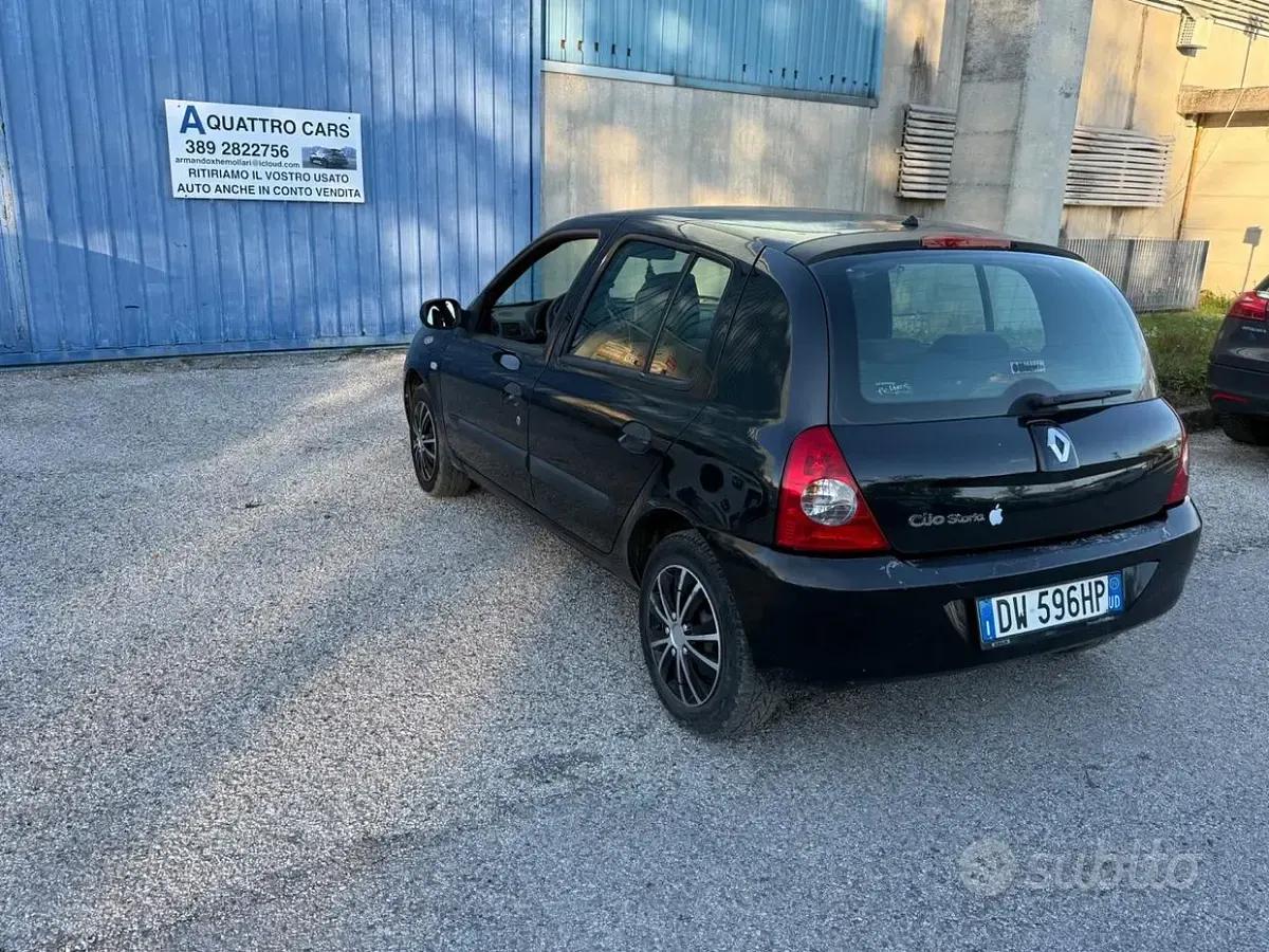 Usata Renault Clio II 75 CV (55 kW) 2009 Nero Berlina