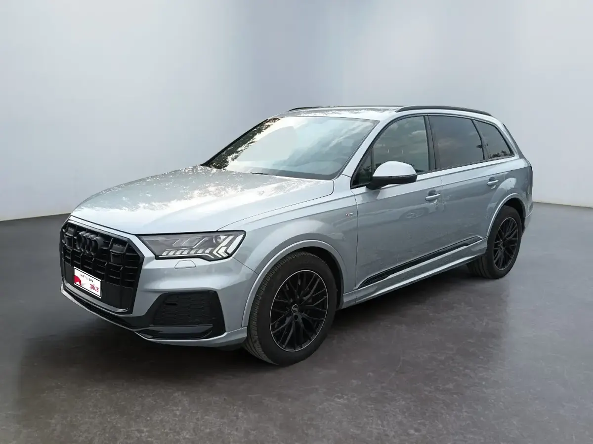 Usata Audi Q7 S-Line 286 CV (210 kW) 2023 Grigio SUV
