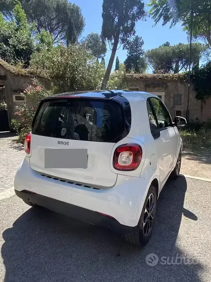 Usata Smart ForTwo Coupé 71 CV (52 kW) 2016 Bianco Coupé