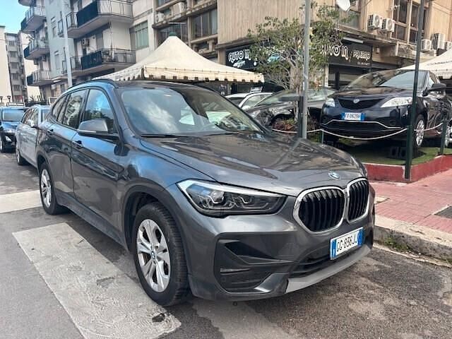 Usata BMW X1 Advantage 125 CV (91 kW) 2021 Grigio SUV