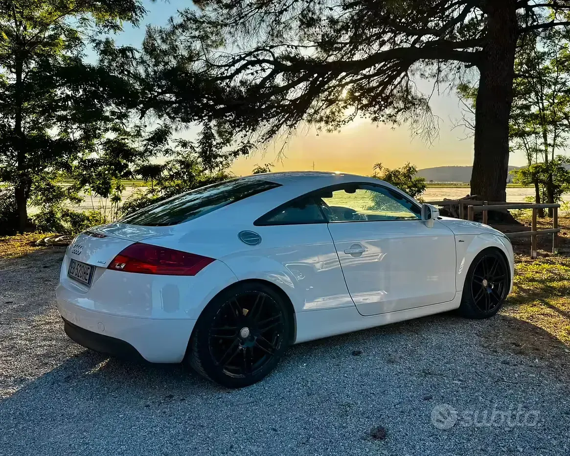 Usata Audi TT Design 170 CV (125 kW) 2010 Bianco Coupé