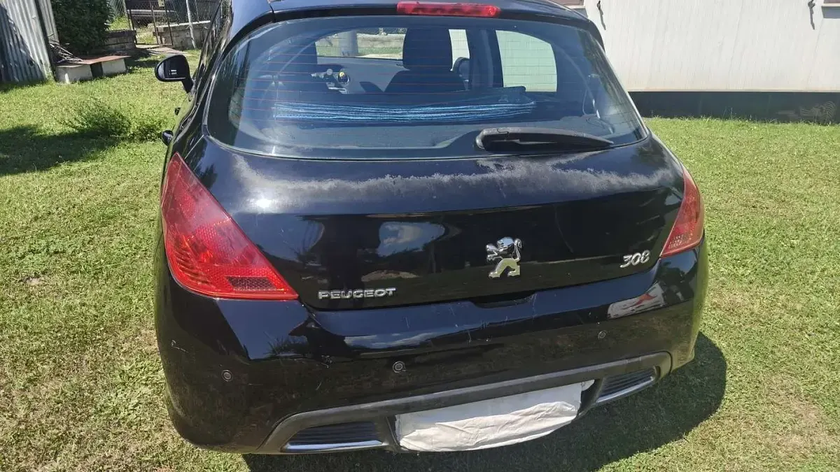 Usata Peugeot 308 Sportium 109 CV (80 kW) 2010 Berlina