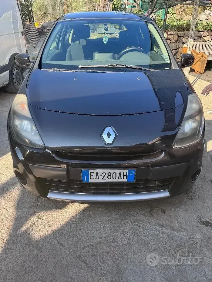 Usata Renault Clio 75 CV (55 kW) 2009 Nero Utilitaria