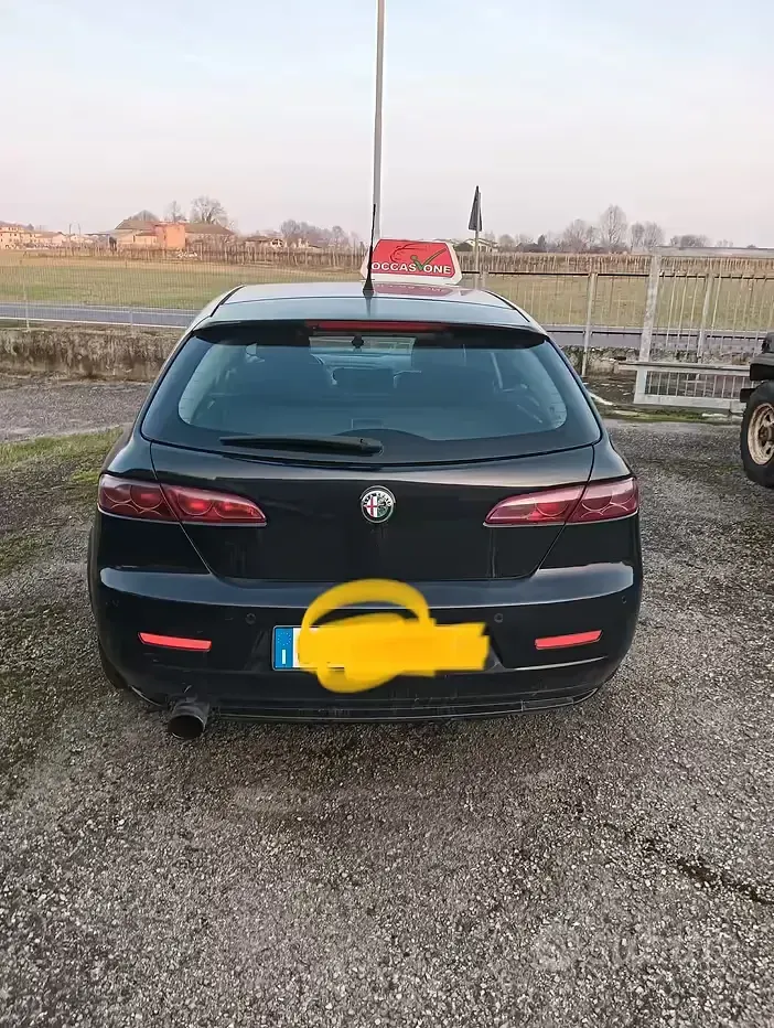 Usata Alfa Romeo 159 150 CV (110 kW) 2007 Nero Station wagon