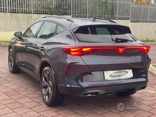 Usata Cupra Formentor 150 CV (110 kW) 2024 Grigio SUV