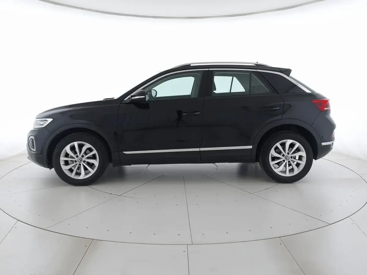 Usata VW T-Roc Style 116 CV (85 kW) 2025 Deep black perlato SUV