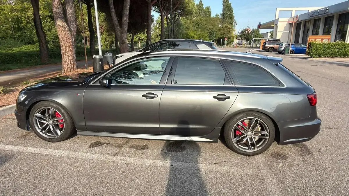 Usata Audi A6 Business Plus 190 CV (139 kW) 2018 Grigio Station wagon