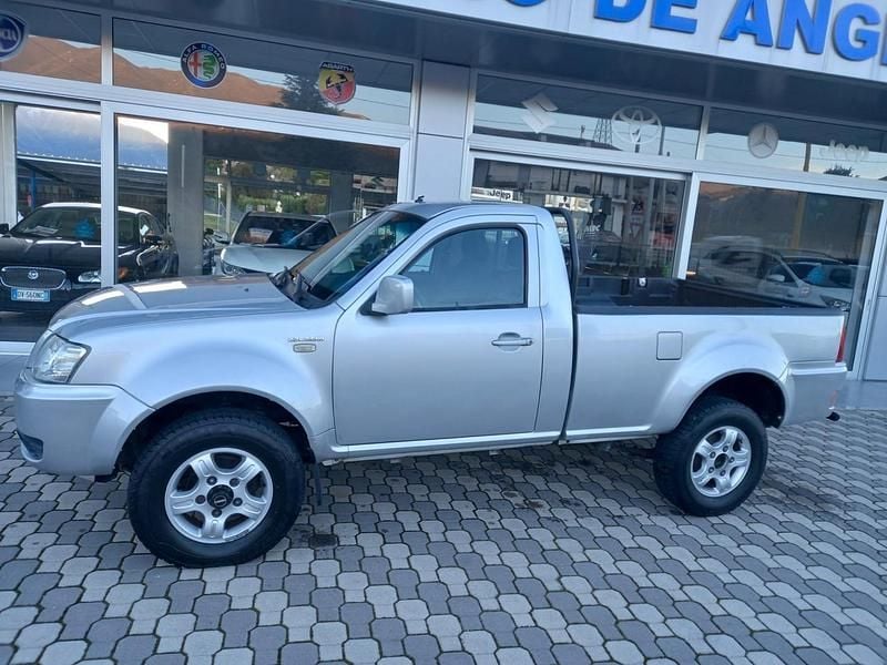 Usata Mitsubishi L200 140 CV (102 kW) 2011 Argento Pick-up