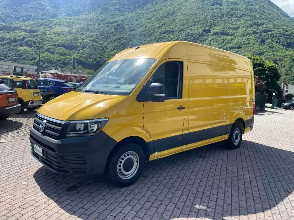 Usata VW Crafter 140 CV (102 kW) 2021 Giallo Furgone