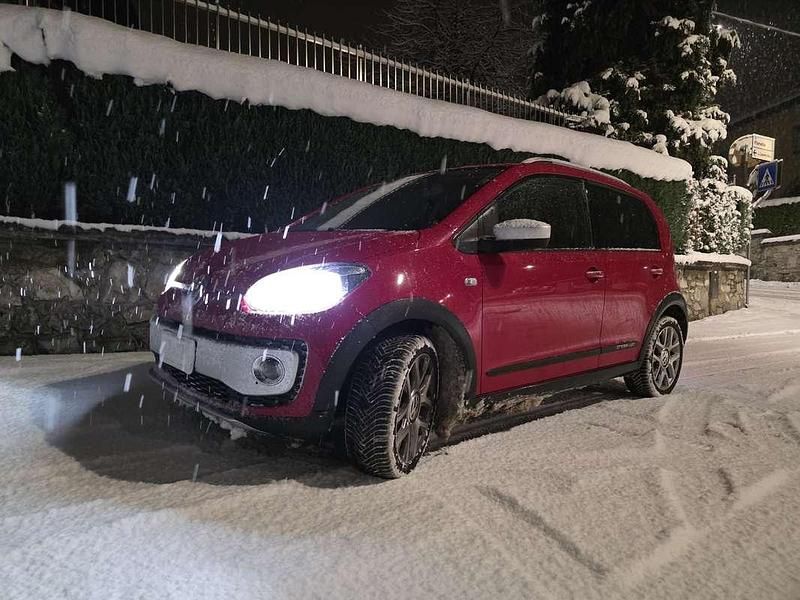 Usata VW up! 75 CV (55 kW) 2014 Utilitaria