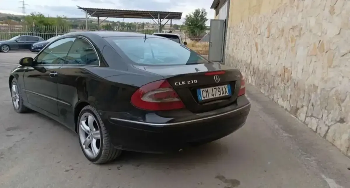 Usata Mercedes CLK270 Avantgarde 170 CV (125 kW) 2004 Coupé