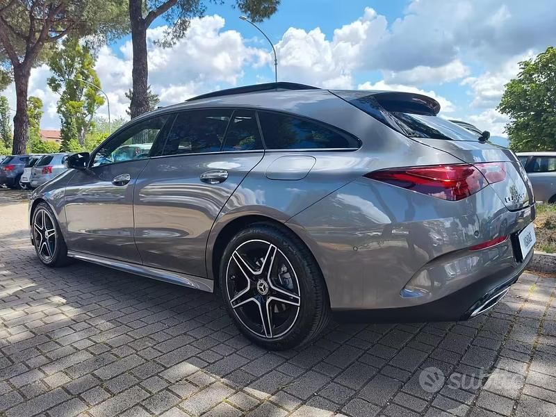 Usata Mercedes CLA220 Premium 190 CV (139 kW) 2024 Grigio Berlina