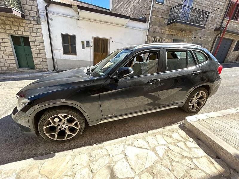 Nero Usata 2013 BMW X1 SUV | 6000 € (Super prezzo) - Immagine 1/4