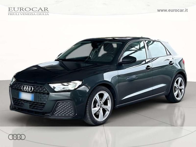Grigio manhattan metallizzato Usata 2022 Audi A1 Sportback Admired Due volumi | 19.500 € (Buon prezzo) - Immagine 1/4