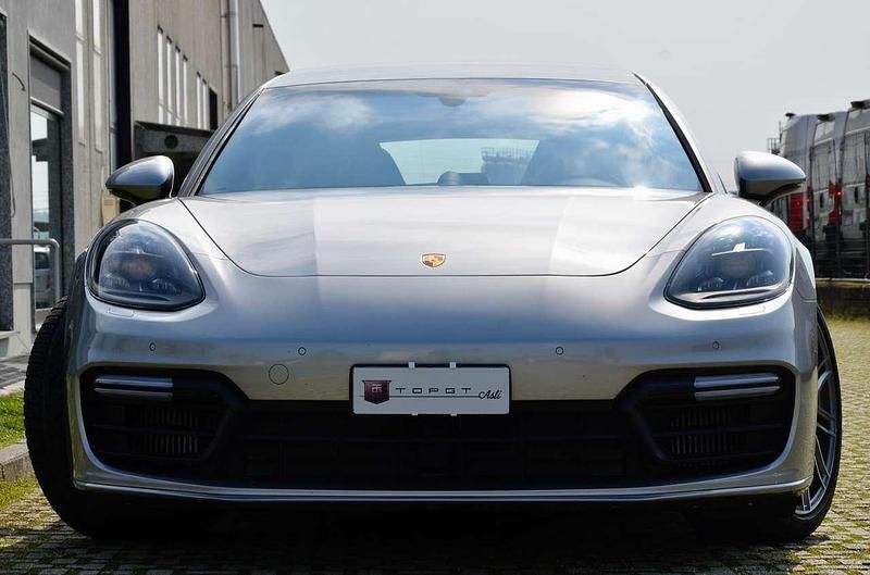 Usata Porsche Panamera S E-Hybrid Sport Turismo 330 CV (242 kW) 2018 Argento Berlina