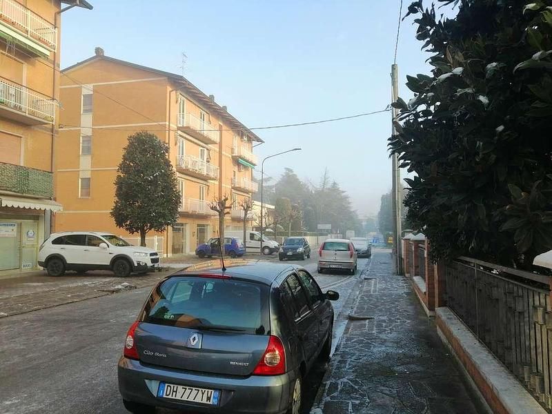 Usata Renault Clio II 75 CV (55 kW) 2007 Blu/azzurro Berlina