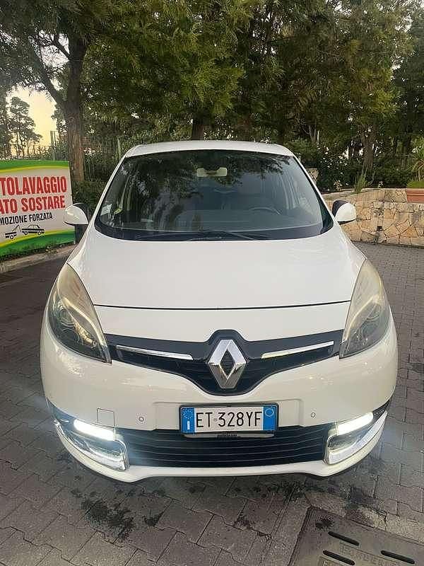 Usata Renault Scénic III 110 CV (80 kW) 2014 Bianco Monovolume
