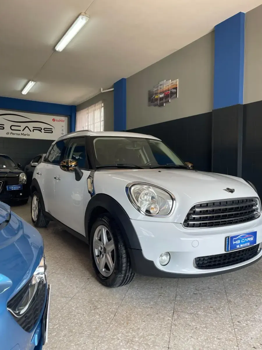 Usata Mini One D Countryman 89 CV (65 kW) 2012 Bianco SUV