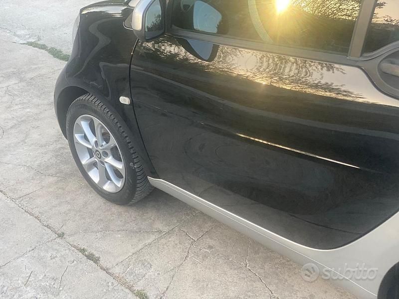Usata 2019 Smart ForTwo Coupé Due volumi | 11.500 € - Immagine 1/4