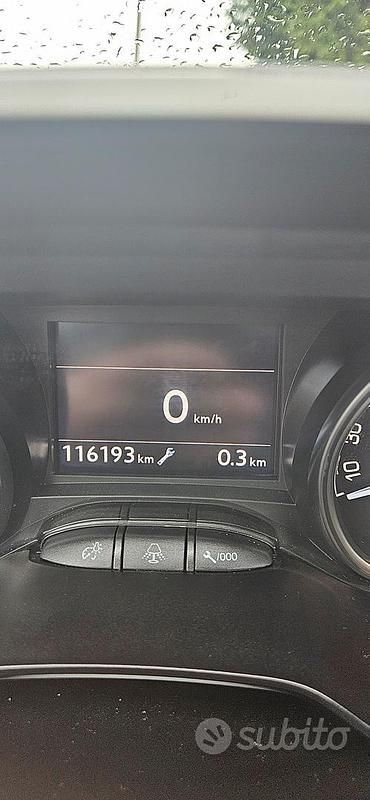 Usata Peugeot 2008 82 CV (60 kW) 2014 Marrone SUV