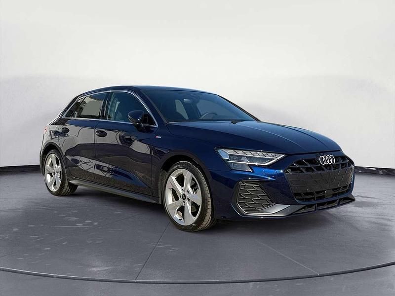 Usata Audi A3 S-Line 150 CV (110 kW) 2025 Verde district Berlina