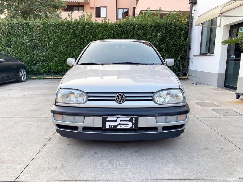 Brugt VW Golf Cabriolet 101 HK (74 kW) 1998 Sølv Cabriolet