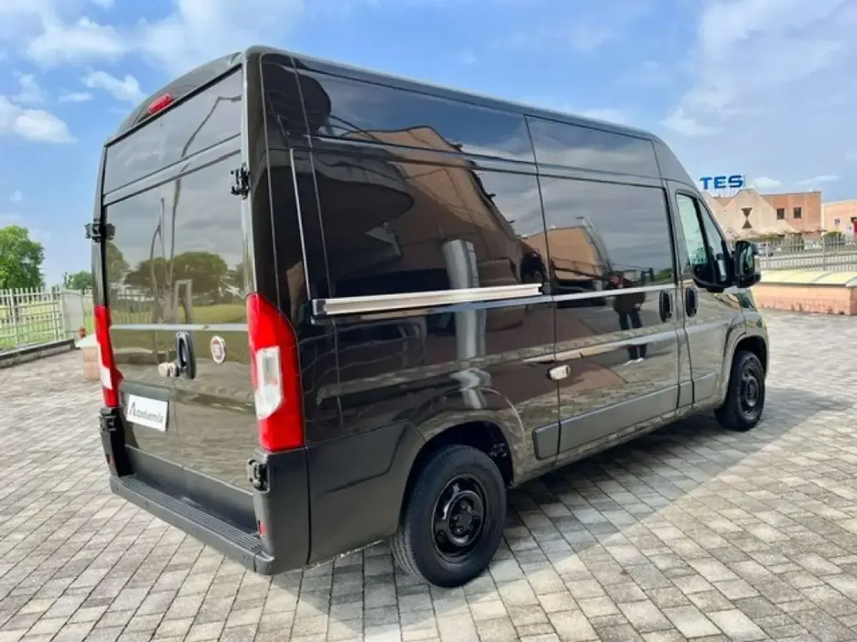 Usata Fiat Ducato 120 CV (88 kW) 2021 Marrone Furgone
