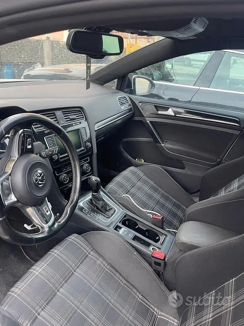 Usata VW Golf VII 184 CV (135 kW) 2015 Bianco Coupé