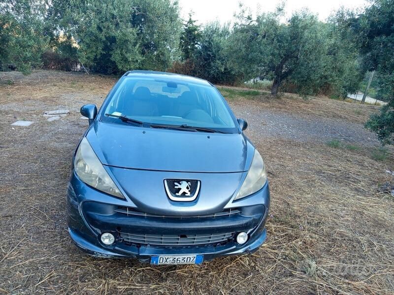 Usata Peugeot 207 2009 Berlina