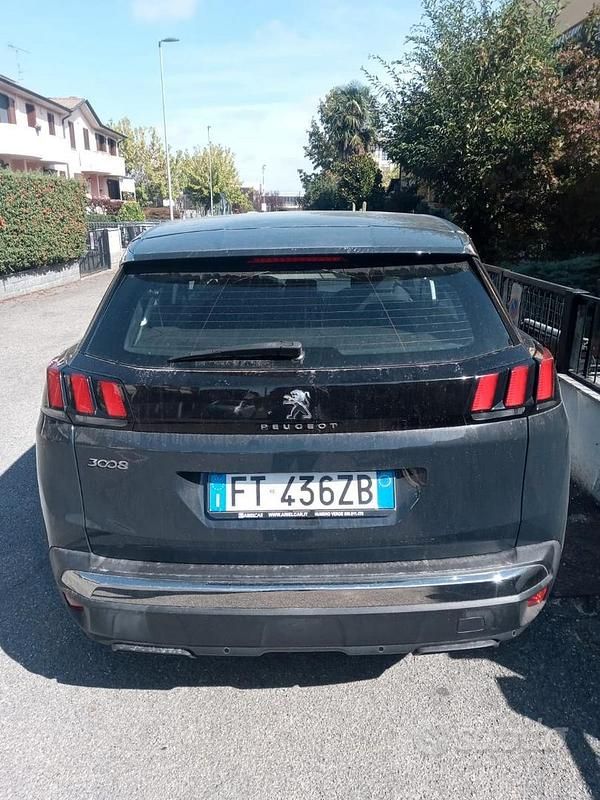 Usata Peugeot 3008 120 CV (88 kW) 2019 Grigio Monovolume