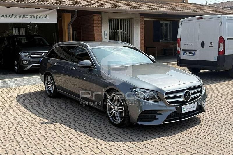 Usata Mercedes E220 Premium 194 CV (142 kW) 2017 Grigio Station wagon