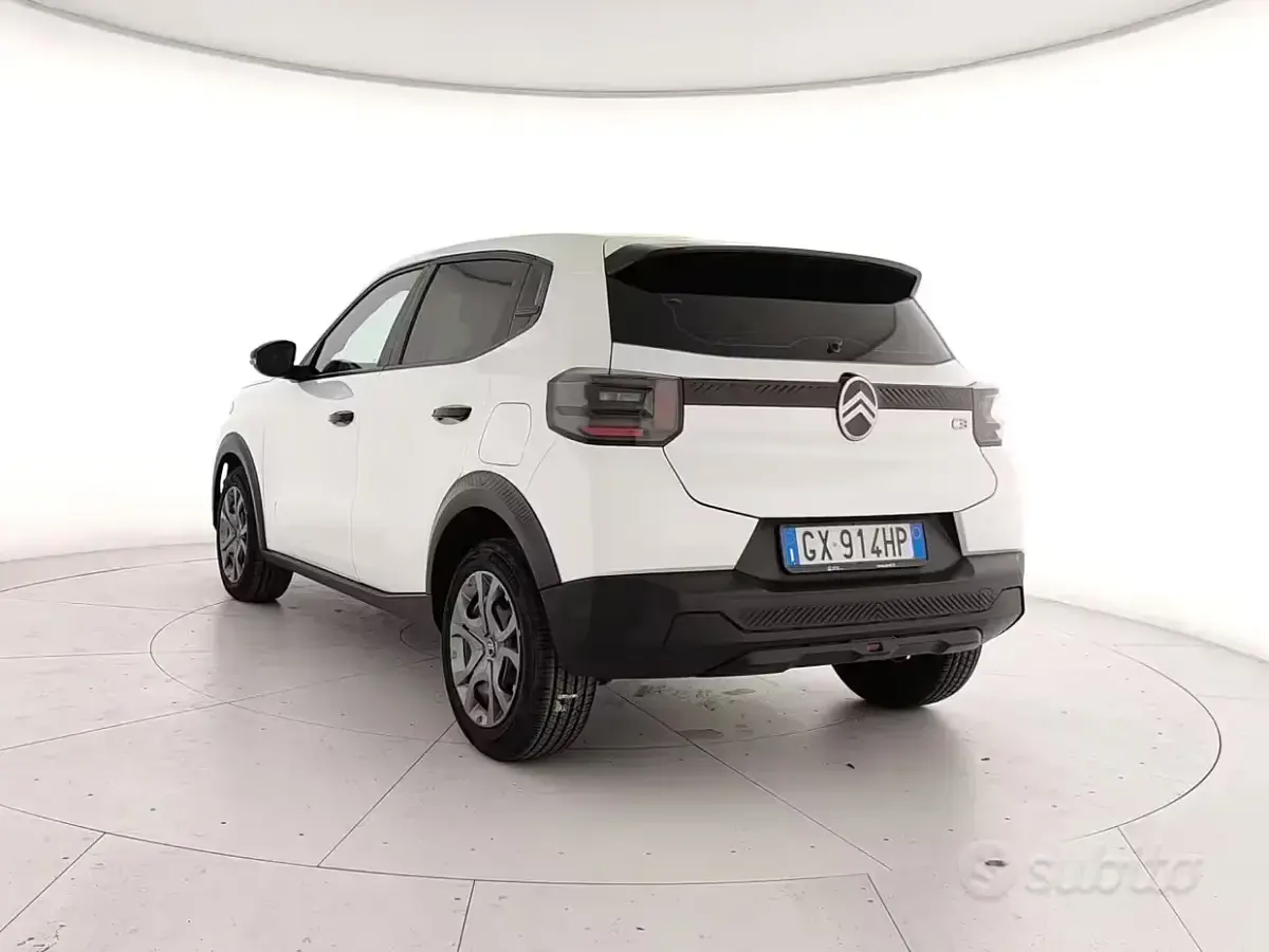 Usata Citroën C3 PureTech 101 CV (74 kW) 2024 Bianco Berlina