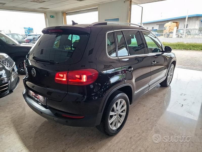 Usata VW Tiguan Sport 140 CV (102 kW) 2012 Nero SUV