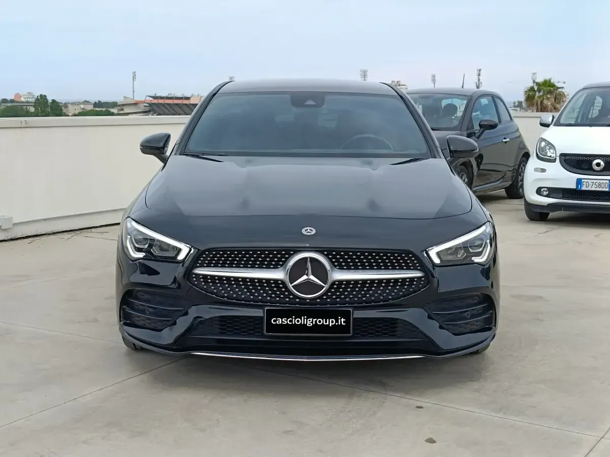 Usata Mercedes CLA200 Shooting Brake Premium 150 CV (110 kW) 2023 Nero notte ; Station wagon