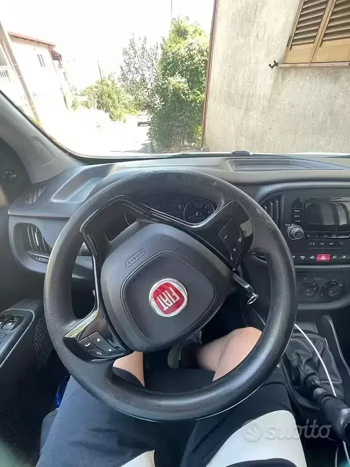 Usata Fiat Doblò 103 CV (75 kW) 2018 Bianco Monovolume